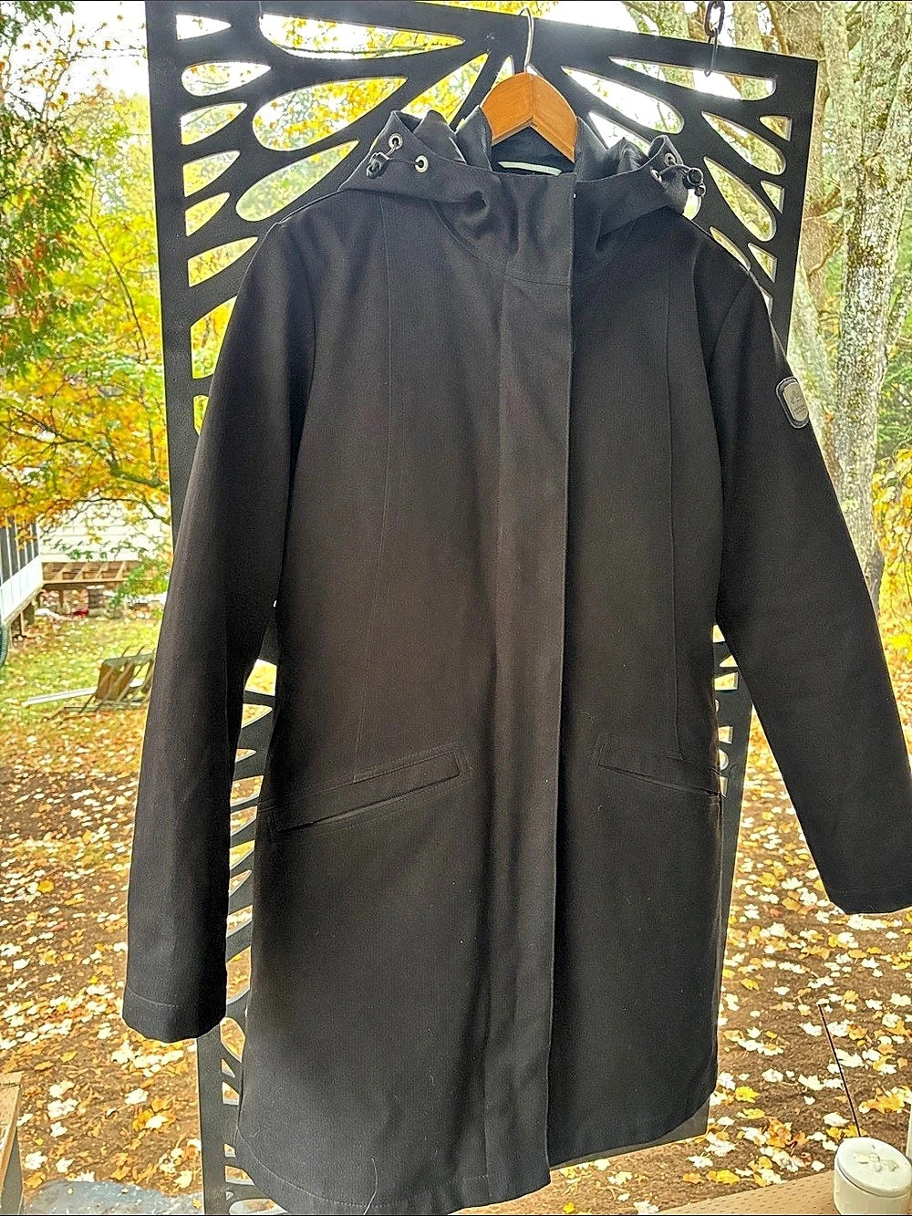 Gotcha Glacier Black Puffer Coat Size Medium Like New